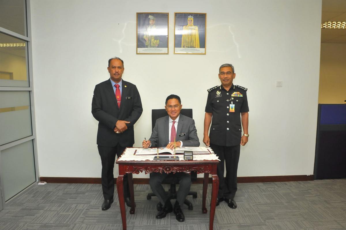 kunjungan hormat Ketua Pengarah Keselamatan Kerajaan keatas Ketua