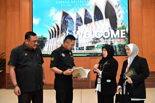 1-CGSO2MUZIUM-BORNEO