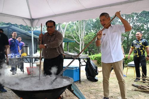Program Gotong-Royong Perdana Bubur Asyura Warga CGSO Tahun 2025