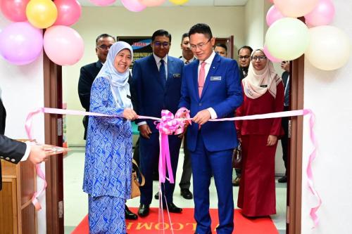 YBrs.Ketua Pengarah Keselamatan Kerajaan telah merasmikan ruang pejabat baharu Pejabat Ketua Pegawai Keselamatan Kerajaan Malaysia Negeri Perak Darul Ridzuan