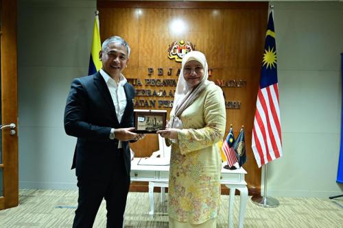1-SPMJPMUURI2CGSO-MAC-2025