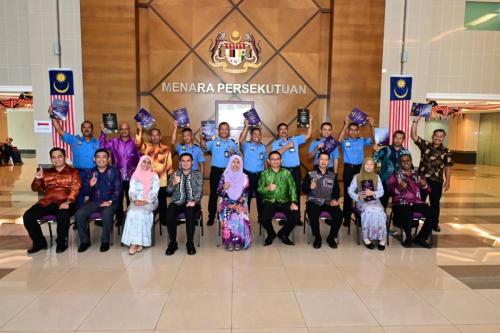 YBrs. Timbalan Ketua Pengarah Keselamatan Kerajaan (Dasar) Menyantuni Pegawai-Pegawai Kader CGSO Negeri Melaka