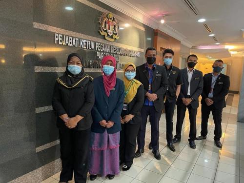 Lawatan kerja YBrs. Puan Julaila binti Engan, Timbalan Ketua Pengarah Keselamatan Kerajaan (Dasar) ke Bahagian Kompleks Pentadbiran Kerajaan Persekutuan Putrajaya