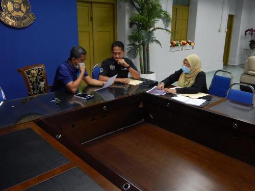 Perbincangan Keselamatan Ybrs Encik Zainor Bin Zailan, Pengarah Keselamatan Kerajaan Negeri Johor Di Bahagian Pengurusan, Ibu Pejabat Polis Kontinjen Johor Pada 24 Disember 2020