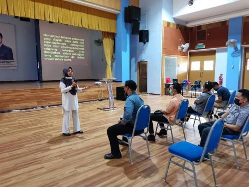 Ceramah Kesedaran Keselamatan (Akta Rahsia Rasmi & Arahan Keselamatan) bagi warga IKBN Kemasik Kemaman  dan wakil syarikat kontraktor yang terlibat dengan IKBN Kemasik telah disampaikan ileh Puan Sabariah bt Saudi, Pengarah CGSO Terengganu