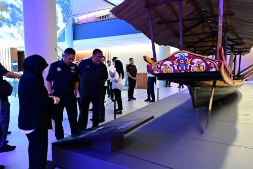 3-CGSO2MUZIUM-BORNEO