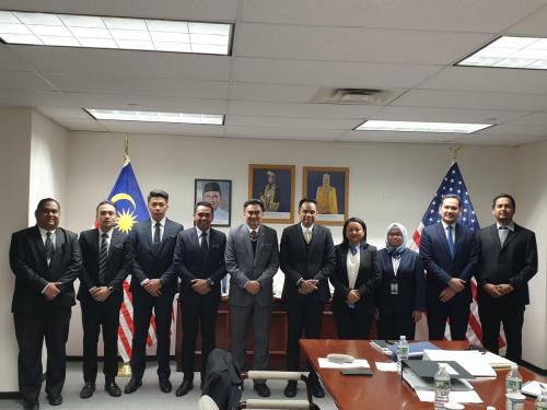 Pengarah Bahagian Keselamatan Fizikal dan Penilaian Teknikal (KFPT), Ibu Pejabat CGSO telah mengadakan lawatan kerja ke Konsulat Jeneral Malaysia New York, Amerika Syarikat