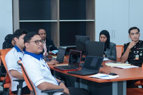 3-TAPISAN-KESELAMATAN-HALUS-SIRI-2-2024
