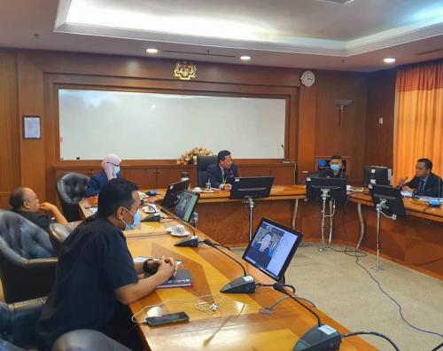 Mesyuarat secara persidangan video pada 20 Januari 2021 di antara KP CGSO Bersama CEO CAAM Berhubung Pengeluaran Kad Kuasa Penerbangan Awam Malaysia (CAAM) Di Seluruh Lapangan Terbang.