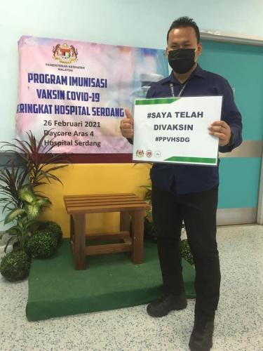 Program Imunisasi Vaksin COVID-19. Antara Pegawai Kader CGSO di Hospital