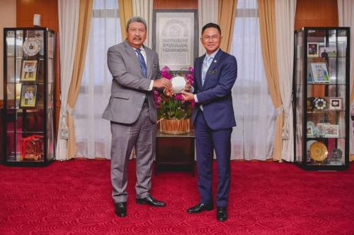 Kunjungan hormat Ketua Pengarah Keselamatan Kerajaan kepada Ketua Setiausaha, Kementerian Dalam Negeri