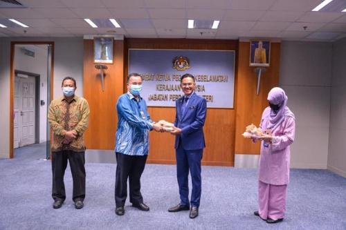 Program Agihan Food Pack Ramadan kepada semua warga Ibu Pejabat CGSO dan CGSO WPKL yang disempurnakan oleh YBrs. Tuan Ketua Pengarah Keselamatan Kerajaan