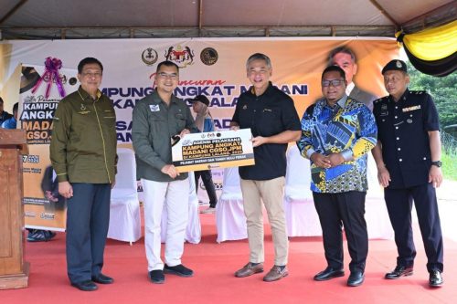 4-PELUNCURAN-KAMPUNG-ANGKAT-MADANI-JULAI-2025