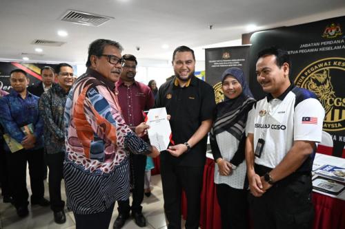 4SKUAD2SPA