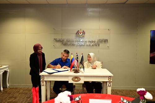 6-PENYERAHAN-PROJEK-CGSOWJKR-JANUARI-2025