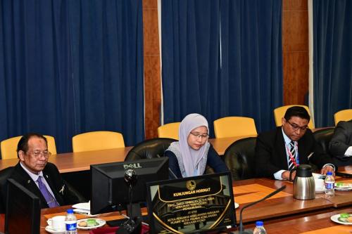 Kunjungan Hormat YB. Dato' Timbalan Setiausaha Kerajaan Terengganu ke Atas YBhg. Dato' Ketua Pengarah Keselamatan Kerajaan