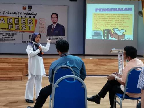 Ceramah Kesedaran Keselamatan (Akta Rahsia Rasmi & Arahan Keselamatan) bagi warga IKBN Kemasik Kemaman  dan wakil syarikat kontraktor yang terlibat dengan IKBN Kemasik telah disampaikan ileh Puan Sabariah bt Saudi, Pengarah CGSO Terengganu