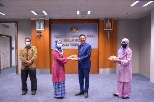 Program Agihan Food Pack Ramadan kepada semua warga Ibu Pejabat CGSO dan CGSO WPKL yang disempurnakan oleh YBrs. Tuan Ketua Pengarah Keselamatan Kerajaan