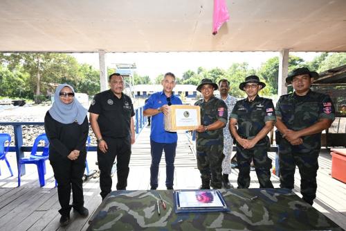 7-Lawatan-dan-Tinjauan-Keselamatan-YBhg.-Datuk-Ketua-Pengarah-Keselamatan-Kerajaan-ke-Pulau-Sebatik-Tawau-Sabah
