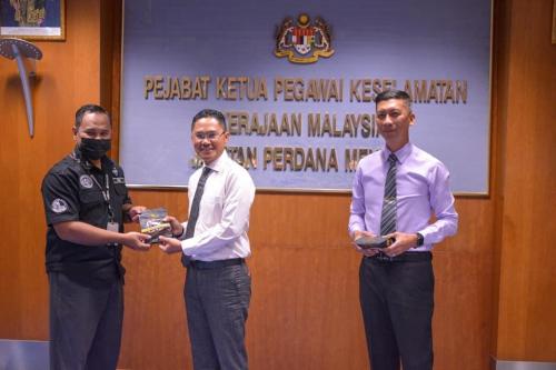 Majlis Bacaan Yasin Bulanan anjuran KESKEB CGSO dan Sumbangan Kurma oleh Ketua Pengarah Keselamatan Kerajaan merangkap Penaung KESKEB CGSO.