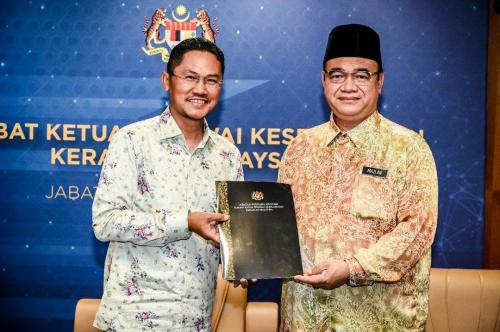 YBrs. Ketua Pengarah Keselamatan Kerajaan telah menghadiri Majlis Apresiasi bagi meraikan pegawai CGSO yang bertungkus lumus memastikan Konvensyen Keselamatan Perlindungan Peringkat Kebangsaan Tahun 2022 berjalan dengan lancar.