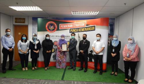 Majlis Penyerahan Sijil Anugerah Khas Keselamatan Perlindungan MKN WPKL oleh KPKK WPKL pada 18.12.2020