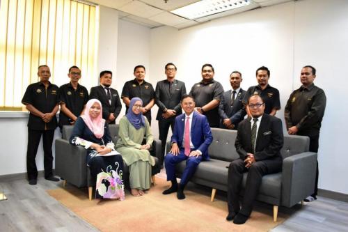 YBrs. Tuan Rahimi bin Ismail, Ketua Pengarah CGSO telah mengadakan lawatan kerja bersama Pengurusan Tertinggi CGSO ke Pejabat CGSO Johor