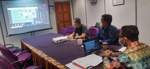 Pengarah CGSO Wilayah Persekutuan Labuan telah mengadakan perbincangan secara maya bersama-sama Tim Jawatankuasa Kecil Pemeriksaan Keselamatan (JKPK) Sasaran Penting dan pengurusan Bahagian Bekalan Air