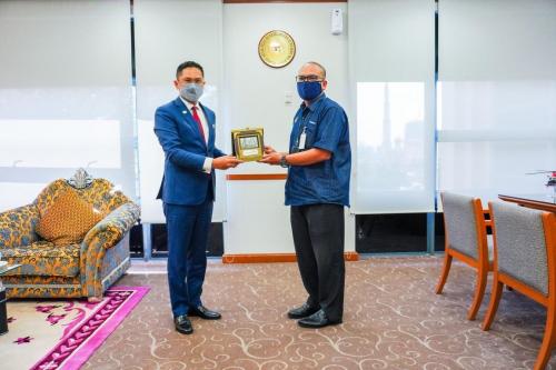 Kunjungan Hormat YBrs. En. Mohd Shahrizal Bin Mohd Nor, Setiausaha Bahagian, Bahagian Khidmat Pengurusan Kementerian Pertahanan Malaysia