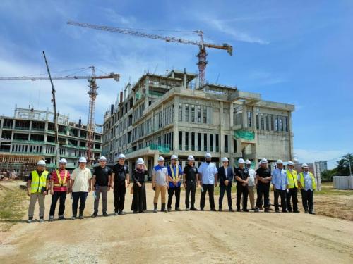 YBrs. Tuan KP CGSO telah mengadakan lawatan ke Projek Pembinaan Bangunan Gunasama Tunjong, Kelantan