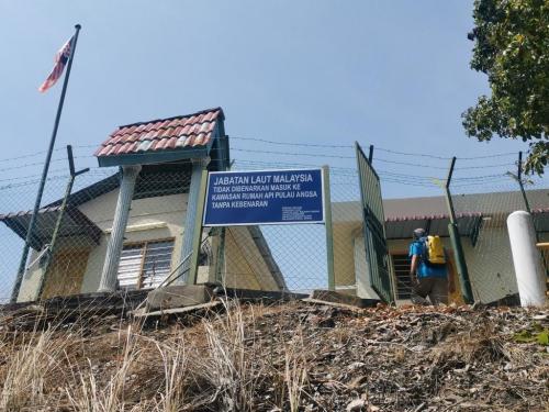 Pemeriksaan Keselamatan Kawasan Larangan dan Tempat Larangan di Rumah Api Pulau Angsa, Selangor