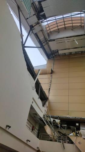 Institut Latihan Keselamatan Perlindungan Malaysia (ILKEM) Bandar Enstek, Nilai telah dilanda ribut petang tadi sekitar jam 4.15 petang