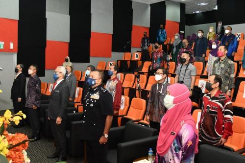 YDH CP Dato’ Ayob Khan menyampaikan ceramah berkaitan "Integriti Dalam Menjaga Kerahsian Kerajaan" di Institut Latihan Keselamatan Perlindungan Malaysia (ILKEM)