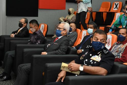 YDH CP Dato’ Ayob Khan menyampaikan ceramah berkaitan "Integriti Dalam Menjaga Kerahsian Kerajaan" di Institut Latihan Keselamatan Perlindungan Malaysia (ILKEM)