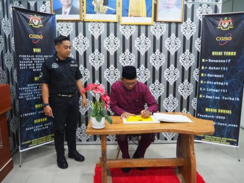 jspN-PERLis-3
