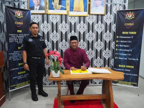 jspN-PERLis-4